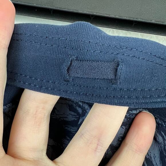 Athleta Ripstop High Rise Printed Trekkie North Shorts Size 8 Abrasion Resistant - Picture 5 of 11